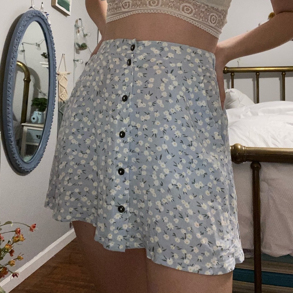 Cute PacSun skirt!